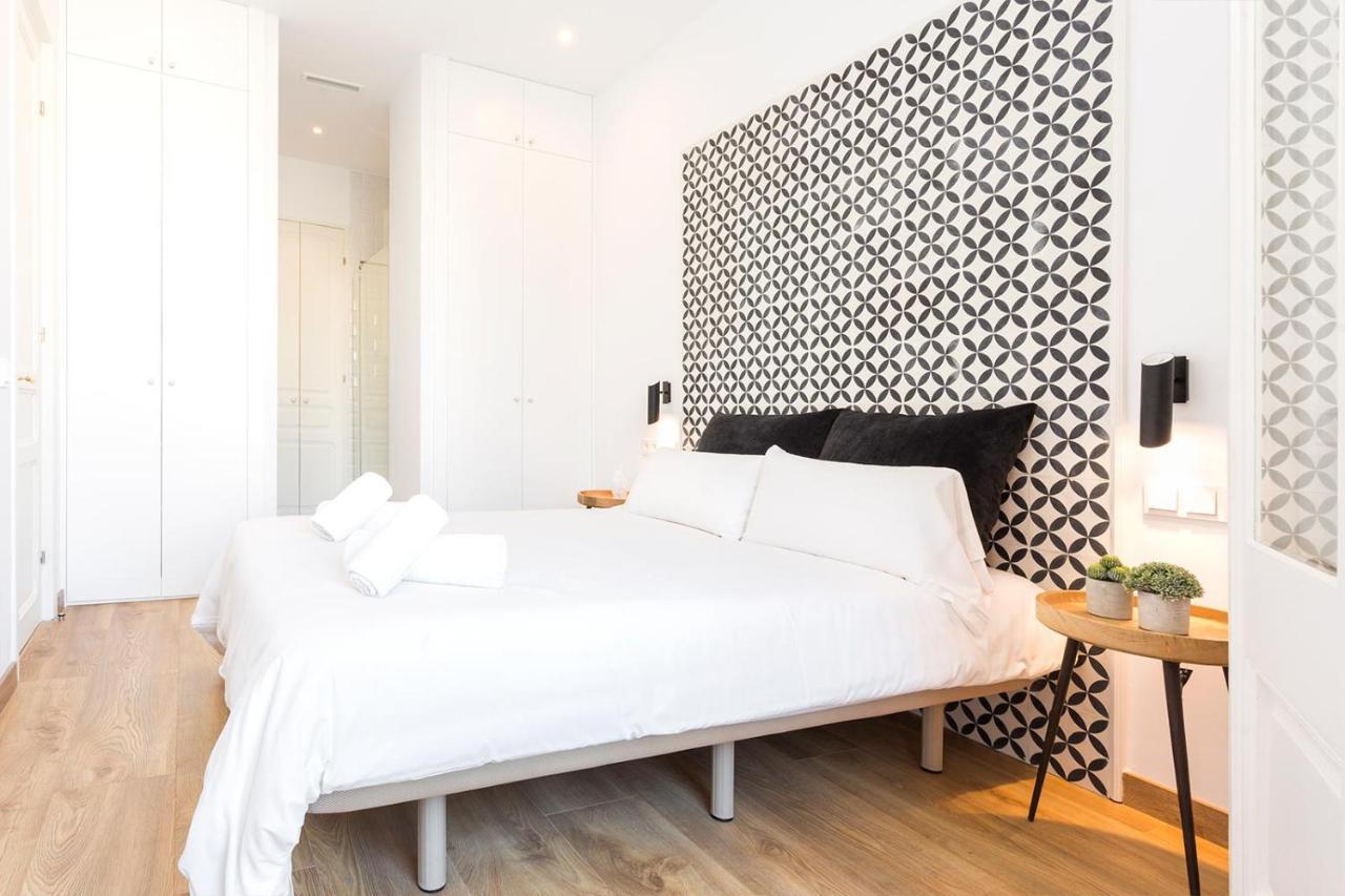Cozy Apartment Close To Passeig De Gracia Barcelona Ngoại thất bức ảnh