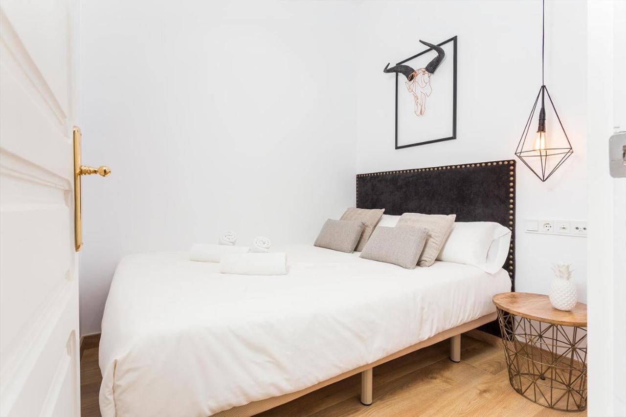 Cozy Apartment Close To Passeig De Gracia Barcelona Ngoại thất bức ảnh