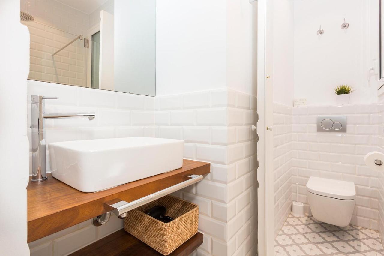 Cozy Apartment Close To Passeig De Gracia Barcelona Ngoại thất bức ảnh